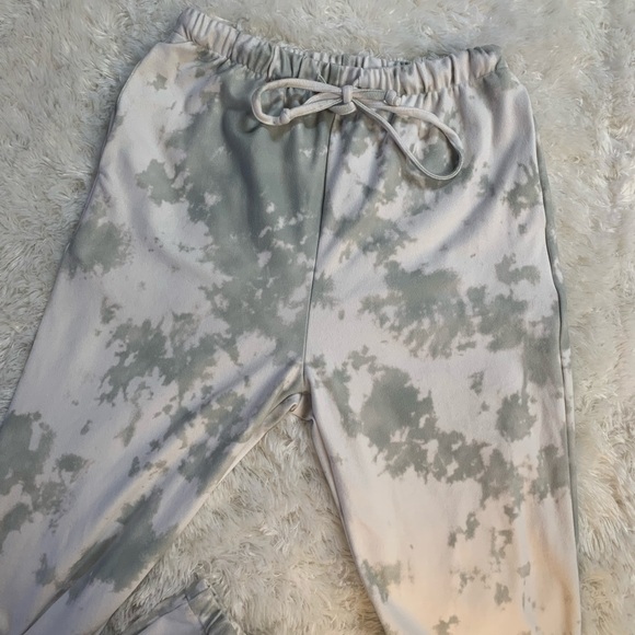 In-branded Tie Dye Sweatpants! - Picture 4 of 5